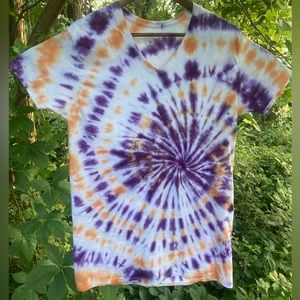 NWOT Custom Unisex Tie Dye T-Shirt